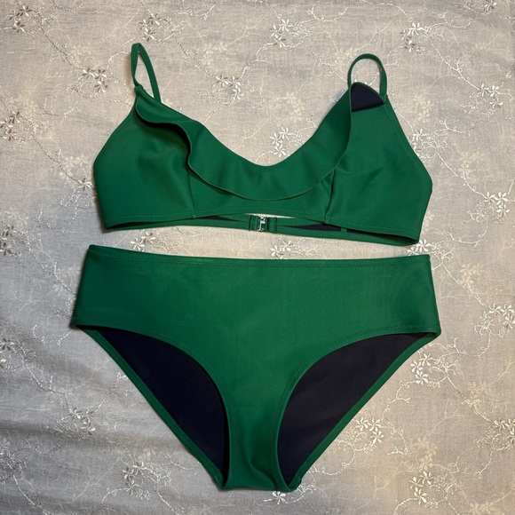 COS Green Two-Piece Bikini Set Size EU 42 / US 10 - Picture 1 of 3